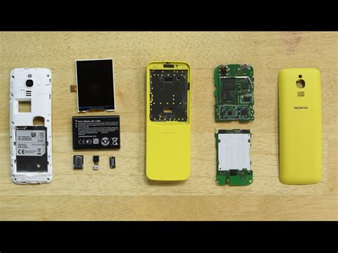 Nokia Banana Phone (Nokia 8110 4G) Teardown https://ift.tt/2NBNFzk Banana Phone, New Gadgets ...