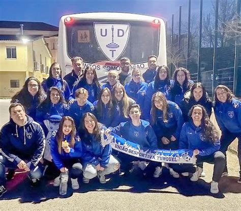 Futebol Equipa feminina da União Desportiva de Turquel vence fora