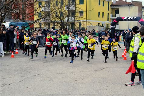 Corsa Della Befana Del CSI A Poianella Di Bressanvido