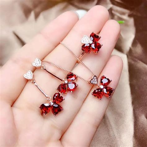 Conjunto De Joyas De Piedras Preciosas Rojas Granate Incluye Anillo