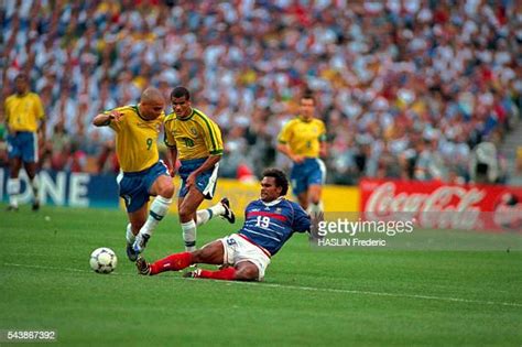 502 World Cup Christian Karembeu Stock Photos, High-Res Pictures, and Images - Getty Images