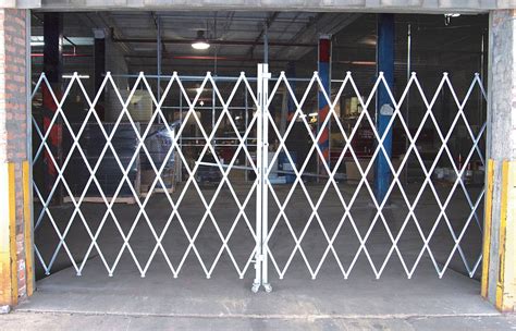 Grainger Approved Folding Gate Double 16 To 18 Ft Opening Width 15