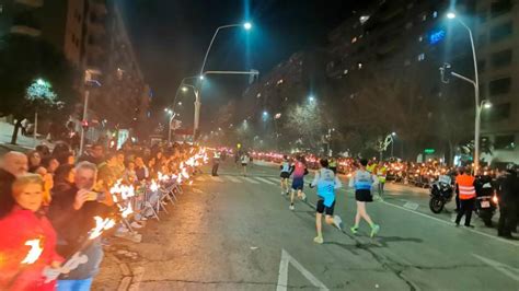 Qué noche de fuego y carrera Viva San Antón