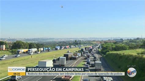 Persegui O Policial Provoca Congestionamento Na Rodovia Dos