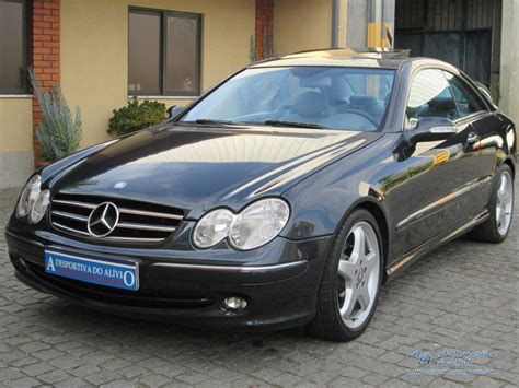 Mercedes Benz Classe CLK 270 CDI AVANTGARDE Desportivo Coupé A