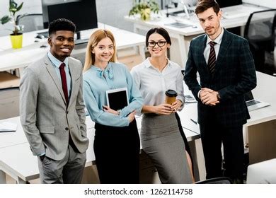 Group University Students On Campus Stock Photo 152940908 Shutterstock