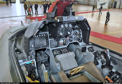 F-16A ADF cockpit 3D modelled incorrectly - Documented Aircraft Reports ...