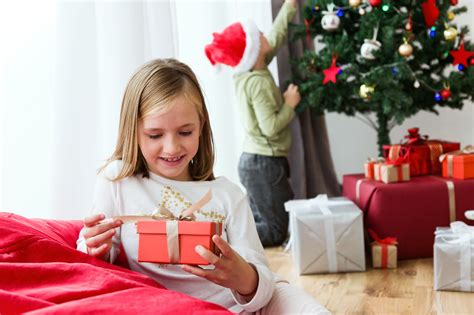 Cu Ntos Regalos Debe Recibir Una Persona Por Navidad