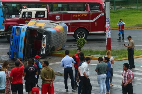 San Mart N De Porres Accidente De Coaster Con Deudas Por Mil Soles