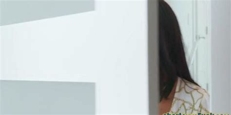 SHORT GUYS FUCK Curvy MILF Anally Pounded By Short Guy After Facesitting Tnaflix