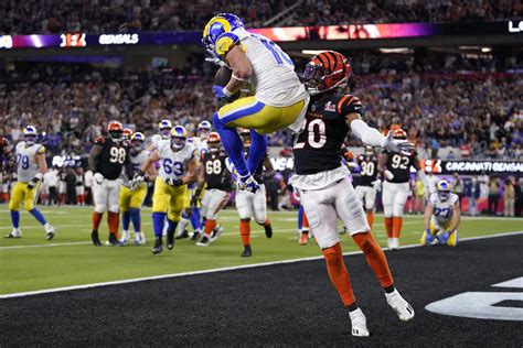 Super Bowl Live Updates From Bengals Vs Rams Ap News