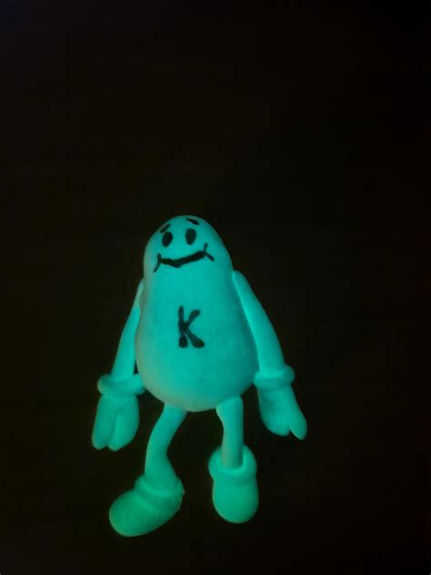 Glowing Krotchy Figure : r/postal