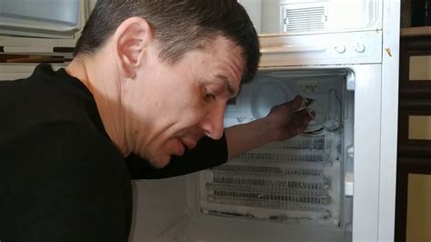Холодильник Индезит. Не работает охлаждающее отделение. Диагностика ...