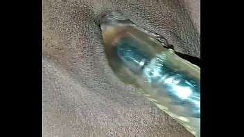 disfruta con un juguete nuevo primer plano de coño XVIDEOS