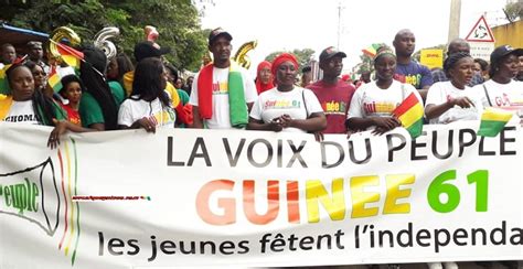 Conakry les jeunes fêtent lan 61 de lindépendance à travers un