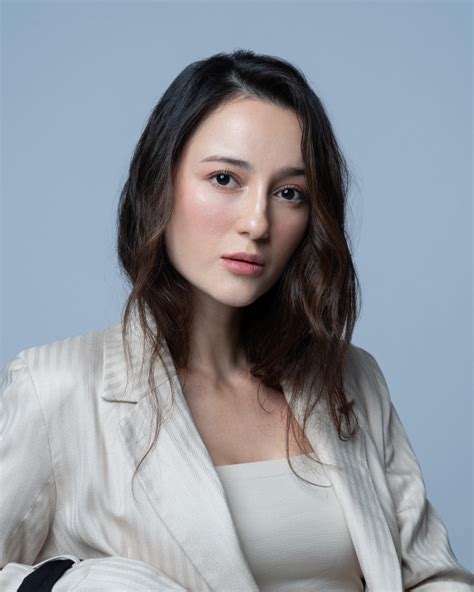 Potret Cantik Julie Estelle Pesona Cantiknya Tak Lekang Oleh Waktu