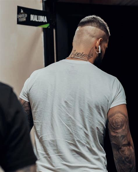 Pin By Aina Martorell On Maluma Bleached Hair Men Cool