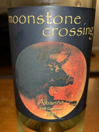 Moonstone Crossing Albari O Vivino Us