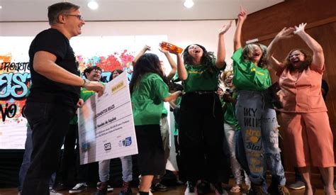 Premia Es De At R Mil Projeto Estudantes No Controle Est