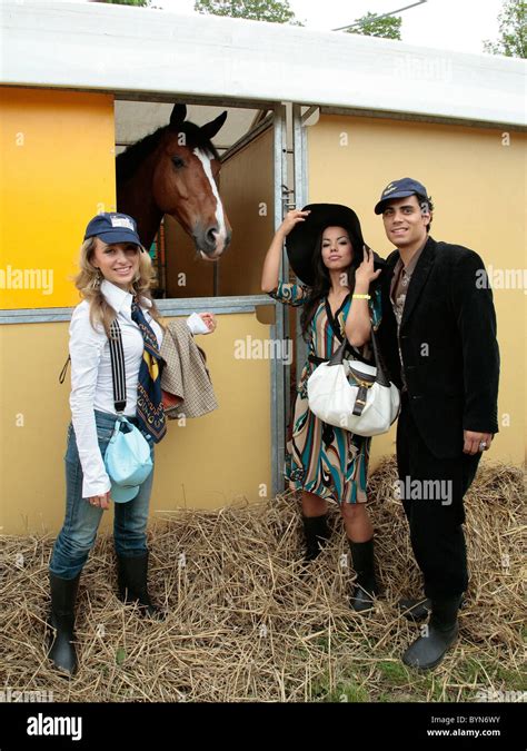 Gabriela Gottschalk Fernanda Brandao Silva Gonzales Hot Banditoz Celebrities Clean Out The