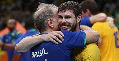 Bruninho Rezende Parabeniza O Pai Bernardinho Obrigada Por Tudo