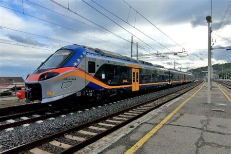 I Nuovi Treni Pop Arrivano A Siracusa Associazione Ferrovie Siciliane