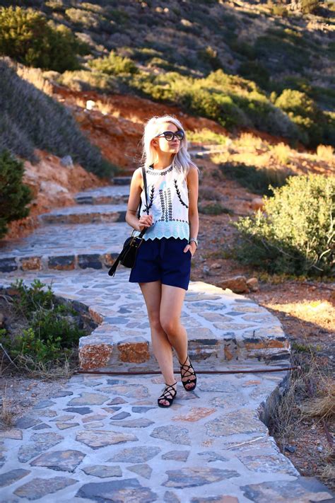 10 Do's and Dont's For Your Summer Holiday - Inthefrow