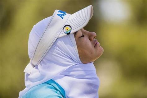 Noor Ahmed Scores One For Hijabi Women On The Golf Course - MOST