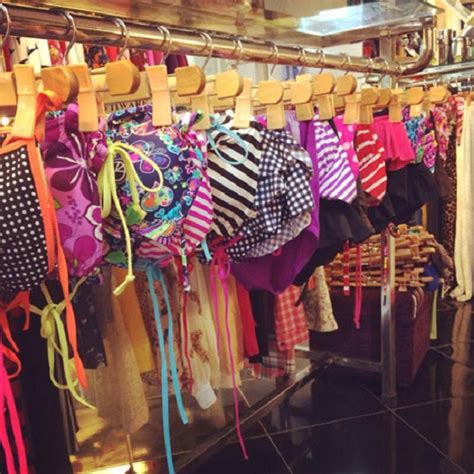 CHIA SẺ KINH NGHIỆM VÀNG CHO BẠN GÁI KHI MUA BIKINI ONLINE TẠI TPHCM EVASHOPPING