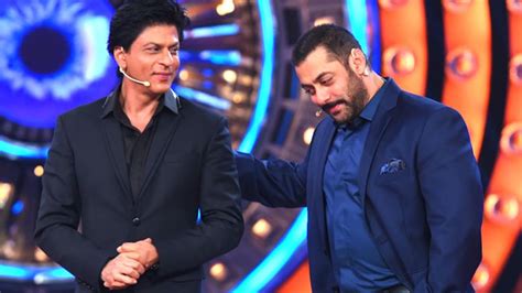 Shahrukh Khan Finally To Promote Raees On Salmans Bigg Boss 10 Youtube