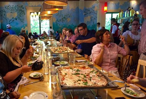 Review Via Napoli Serves 1 Millionth Pizza In Epcots Italy Pavilion