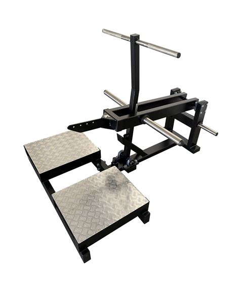 belt squat machine 11