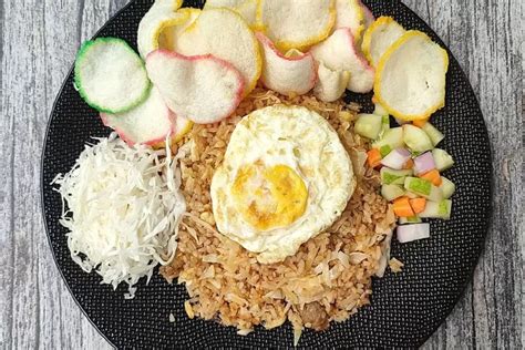 Resep Nasi Goreng Kampung Cocok Untuk Menu Sarapan Di Rumah Urban Jabar