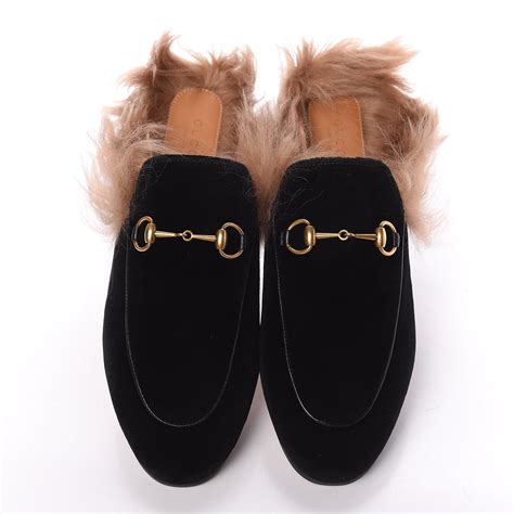 Gucci Velvet Fur Womens Princetown Slippers Slides 39 Black 607794