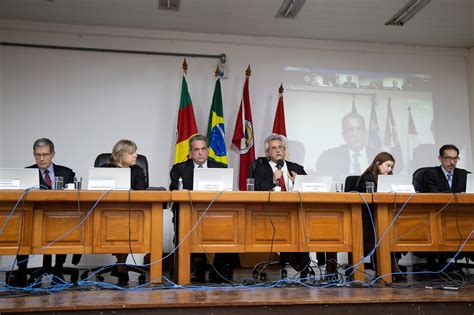 7ª Turma do TRT 4 promoveu sessão externa de julgamento na Ulbra em Torres