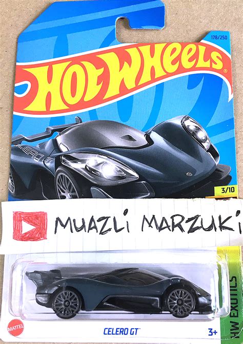 T Hunted O lote J da linha básica Hot Wheels de 2023