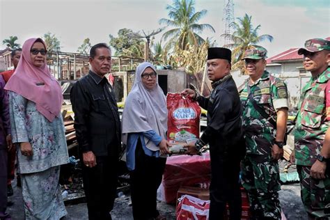 GoRiau Kunjungi Rumah Korban Musibah Kebakaran Plt Bupati Asmar