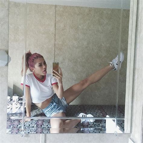 Amy Ph M Hot Girl Da N U M I T U Si U G I C M V I Gout Th I Trang H T M T