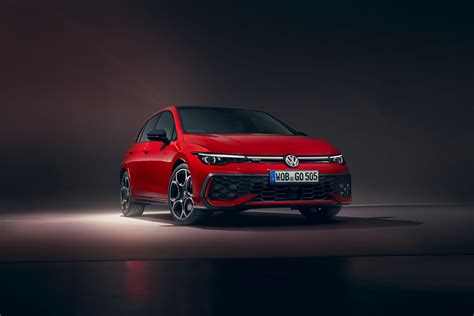 Volks lança nova linha do Golf motor híbrido mais potente