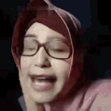 nyanyi lucu gif nyanyi lucu ngakak discover share gifs