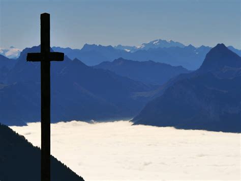 Ces Croix Au Sommet Des Montagnes Reforme