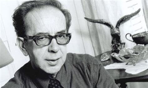 Kush Ishte Ismail Kadare Biografia E Kolosit T Let Rsis Shqipe