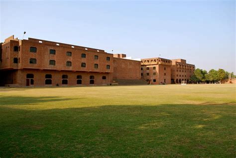 International School Of Choueifat Lahore Isc Lahore Employees