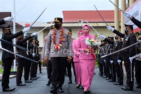 TRIBRATA Perpisahan Dengan Irjen Pol Nana Sudjana Polda Sulut Gelar