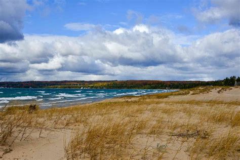 12 Best Lake Michigan Beaches With White Sand And Stunning Views