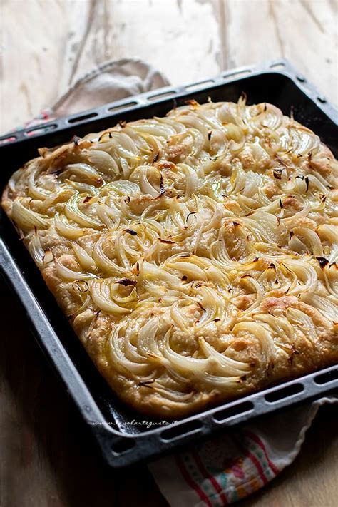 Focaccia Con Cipolle La Ricetta Semplice Economica Squisita