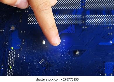 2 974 Microchip On Finger Images Stock Photos Vectors Shutterstock