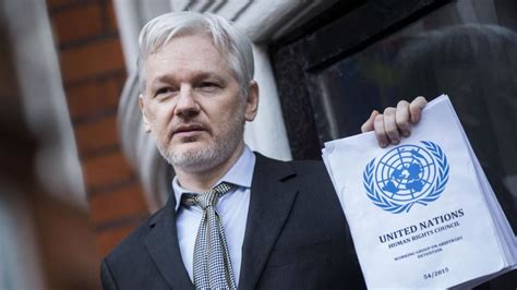 Il Pd Di Milano Blocca La Cittadinanza Onoraria Ad Assange La Notizia