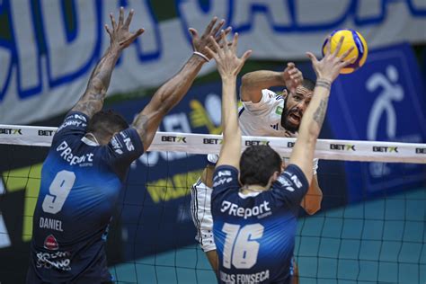 Suzano Vôlei perde para o Sada Cruzeiro mas segue na briga por uma