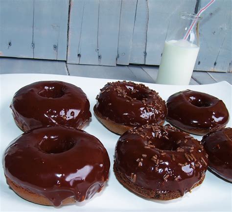 Chocolate Chocolate Donuts | FaveSouthernRecipes.com